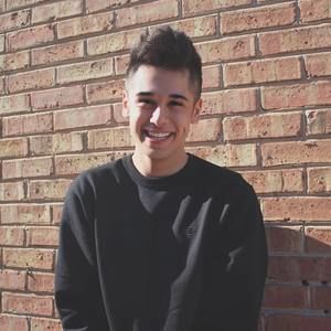 Meet your Posher, Sebastian